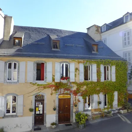 Les Templiers 호텔 2*