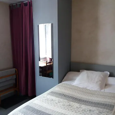 Les Templiers Отель 2*