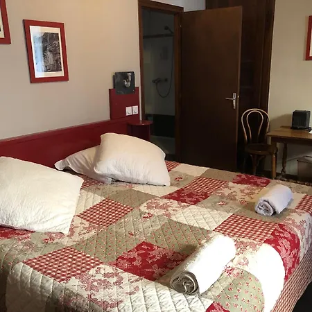 Les Templiers 2* Люс-Сен-Совёр